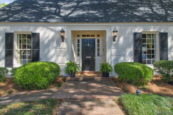 3045 Boxwood Drive