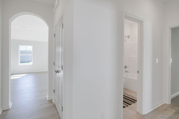368 Crestwood Circle