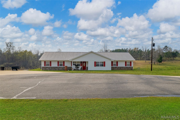 1031 Middle Road