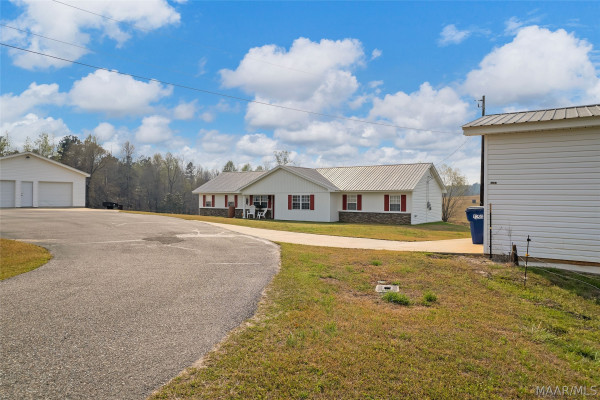 1031 Middle Road