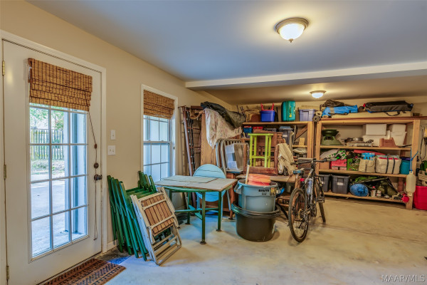 1706 Vaughn Lane