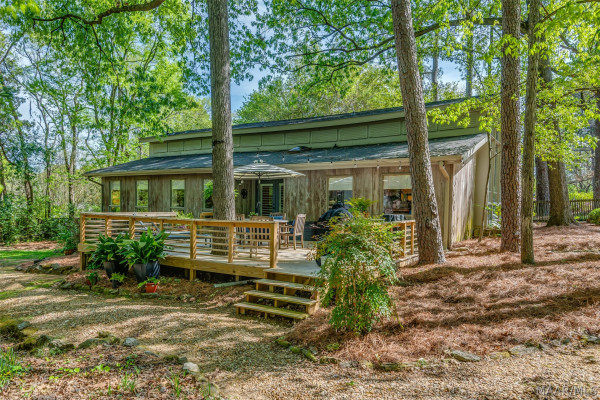 1706 Vaughn Lane