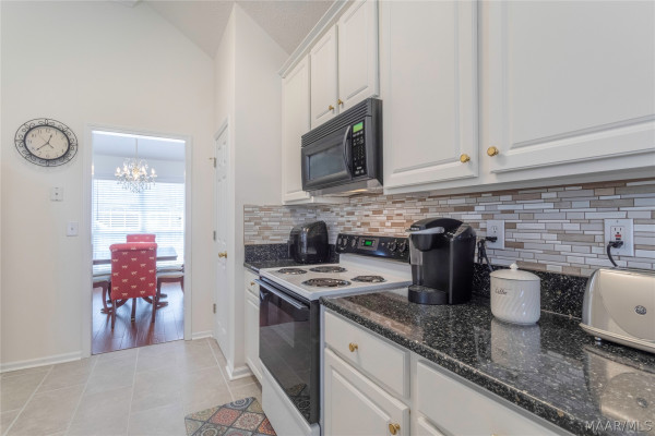 7573 Pinnacle Point