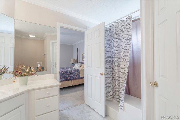 7573 Pinnacle Point