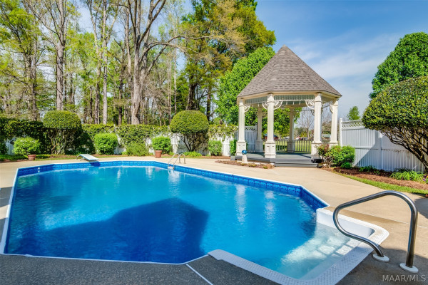 124 Glynlakes Drive