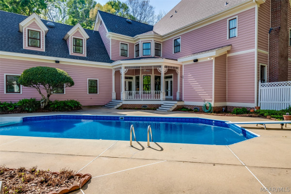 124 Glynlakes Drive