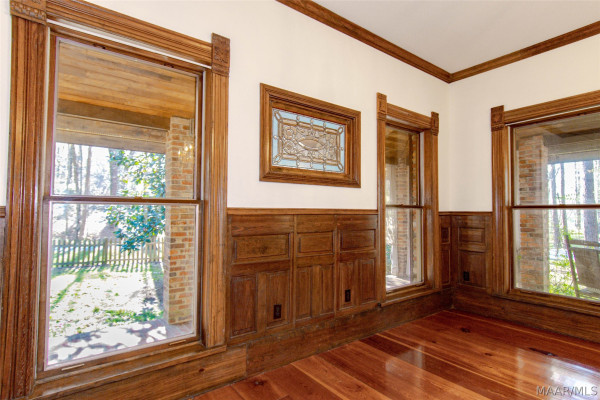 393 Harrogate Springs Road