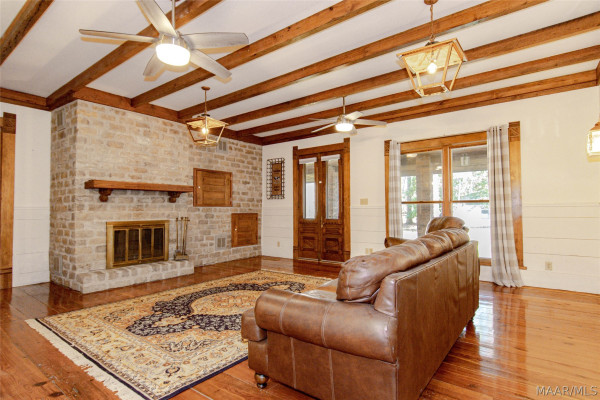 393 Harrogate Springs Road