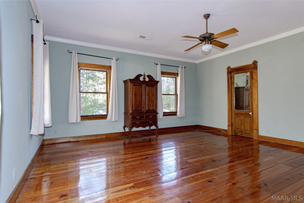 393 Harrogate Springs Road