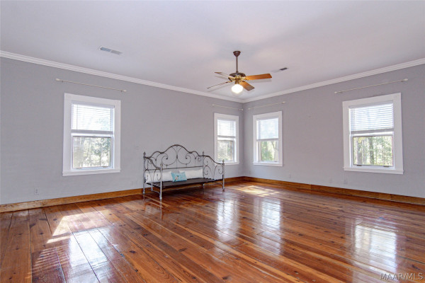 393 Harrogate Springs Road