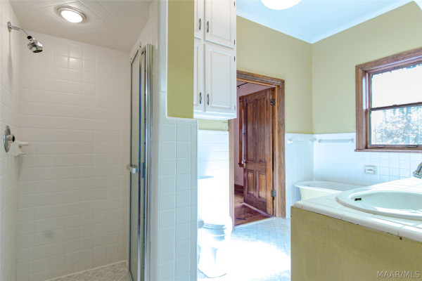 393 Harrogate Springs Road