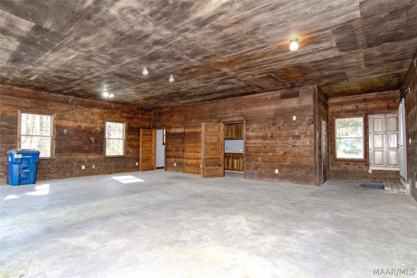 393 Harrogate Springs Road