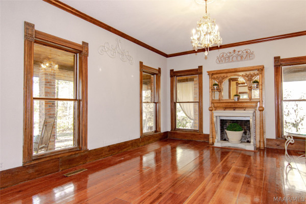 393 Harrogate Springs Road