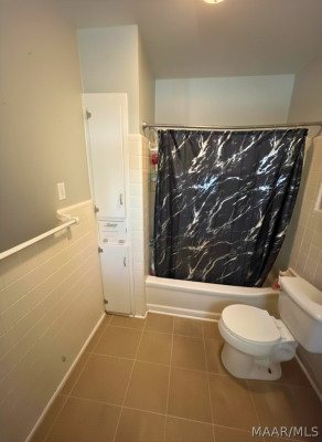 2748 CRESTVIEW Avenue