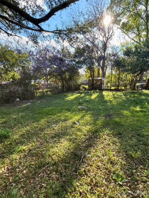 2748 CRESTVIEW Avenue