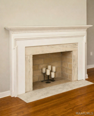 2748 CRESTVIEW Avenue