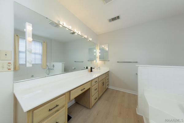 3512 FALCON RIDGE Court