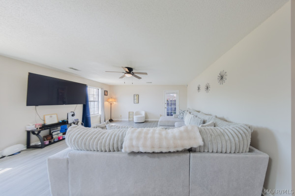 3512 FALCON RIDGE Court