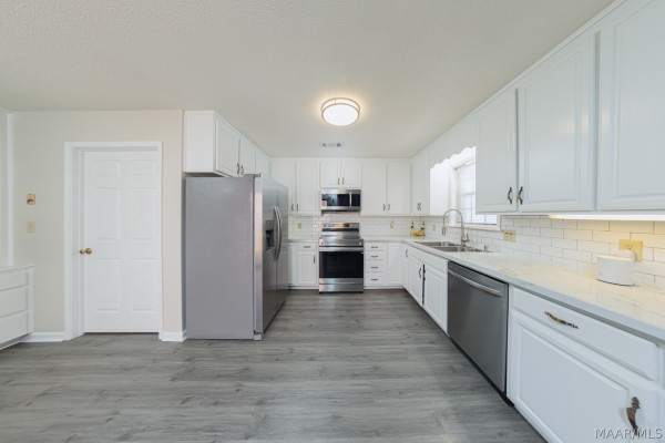 3512 FALCON RIDGE Court