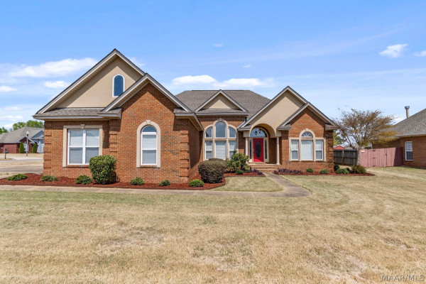2014 Vonica Rose Street