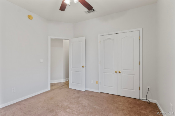 2014 Vonica Rose Street