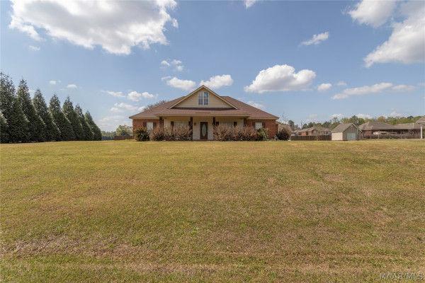 338 MEADOWVIEW Drive