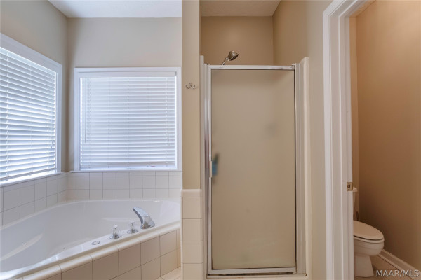 338 MEADOWVIEW Drive