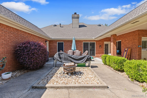 8823 Oak Meadow Court