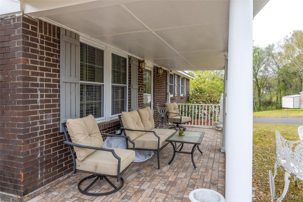 117 White Oak Court