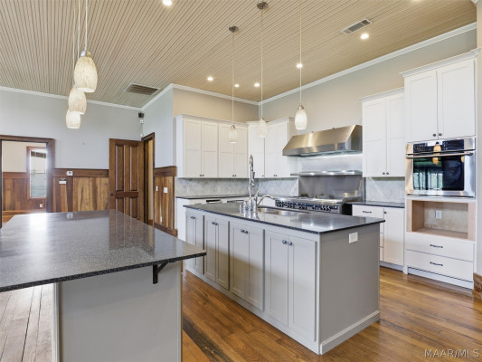 398 Abrams Road