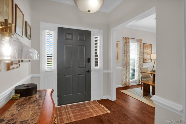 8211 Greyfield Drive