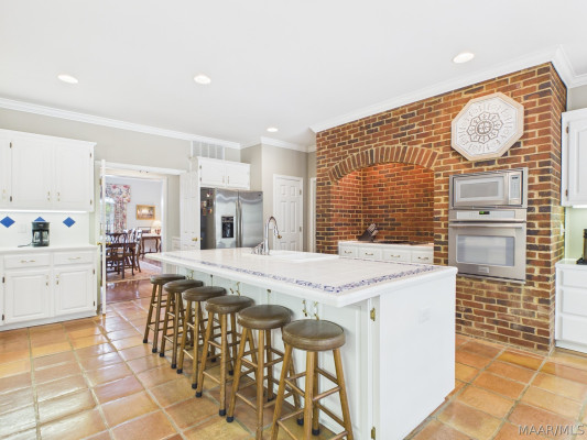 801 Wynwood Drive