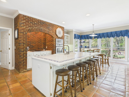 801 Wynwood Drive