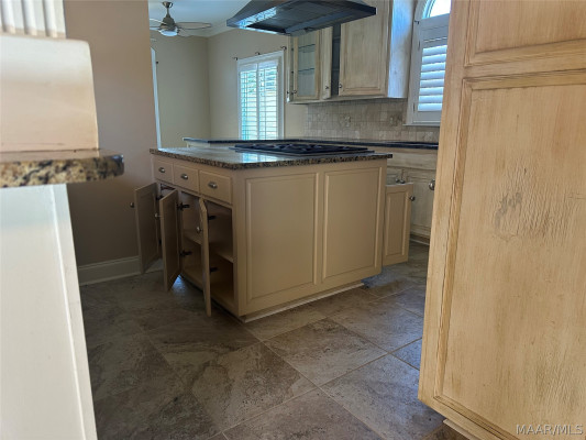 8367 Longneedle Drive