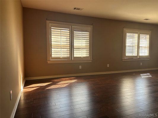 8367 Longneedle Drive