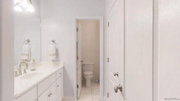 9249 Bridge Pointe .