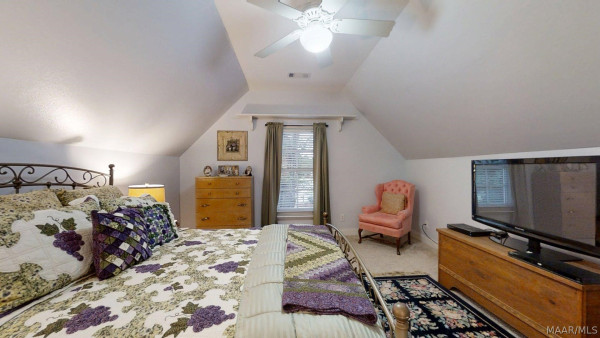 9249 Bridge Pointe .