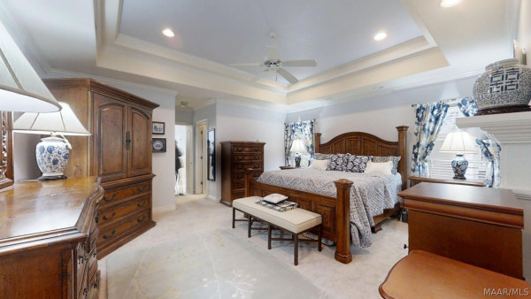 9249 Bridge Pointe .