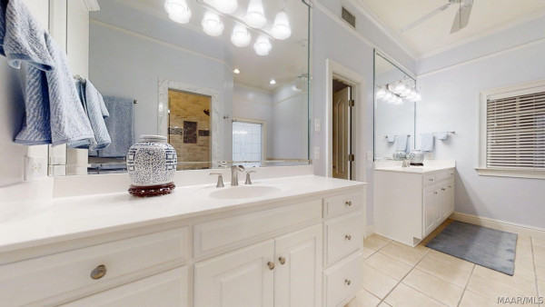 9249 Bridge Pointe .