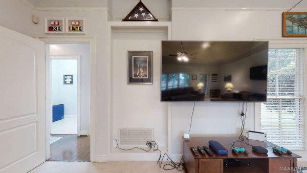 9249 Bridge Pointe .