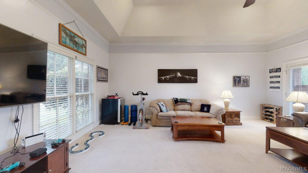 9249 Bridge Pointe .