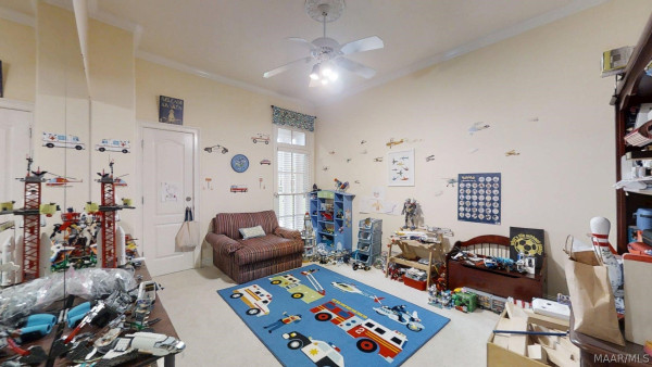 9249 Bridge Pointe .