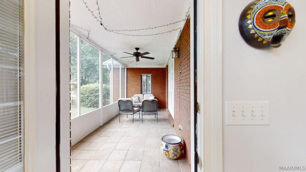 9249 Bridge Pointe .