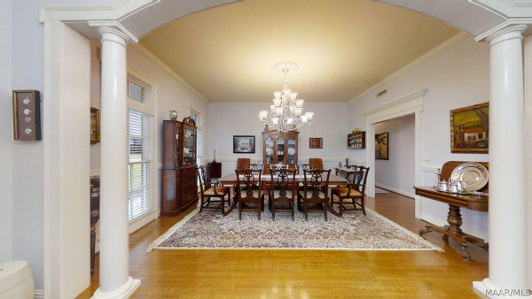 9249 Bridge Pointe .