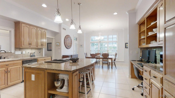 9249 Bridge Pointe .