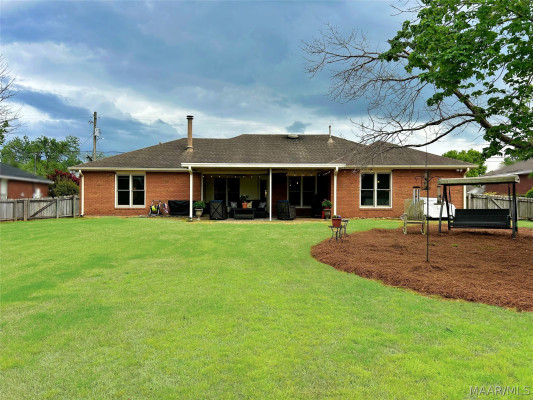 223 LAKESHORE Drive