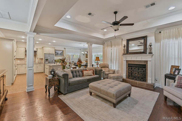 80 E Hunter Hill Loop