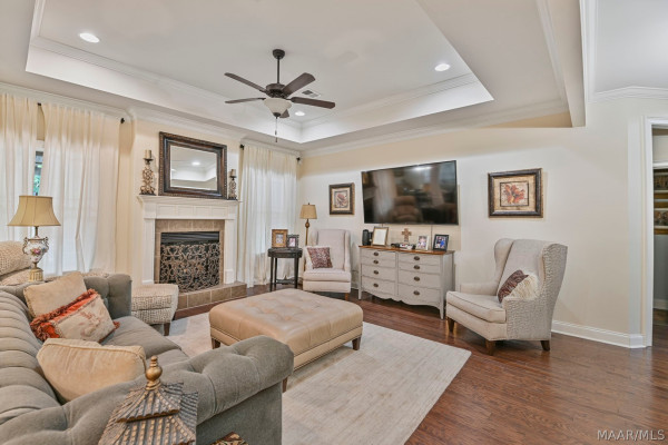 80 E Hunter Hill Loop