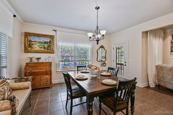 80 E Hunter Hill Loop