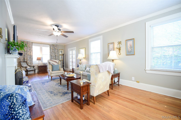 410 Thorn Place